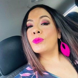 Meet your Posher, Flor rocio